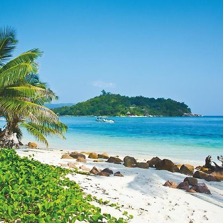 New Emerald Cove Hotel Baie Sainte Anne Exterior foto