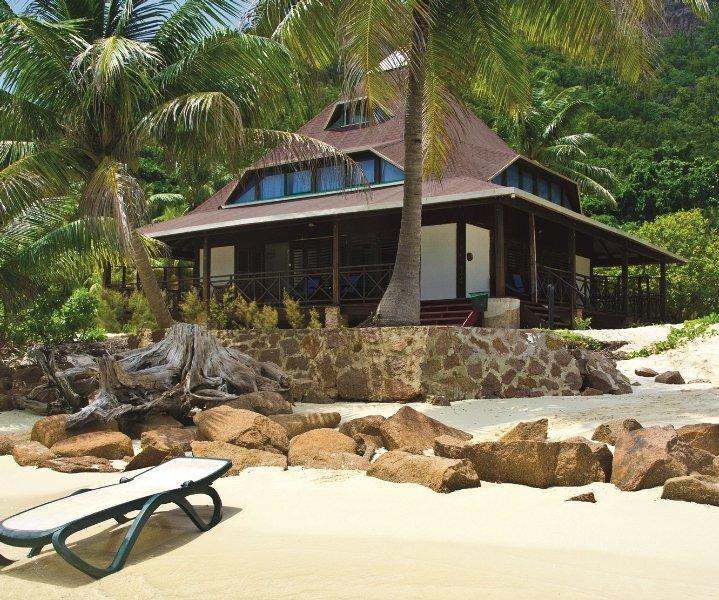 New Emerald Cove Hotel Baie Sainte Anne Exterior foto