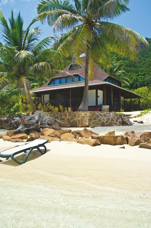 New Emerald Cove Hotel Baie Sainte Anne Exterior foto